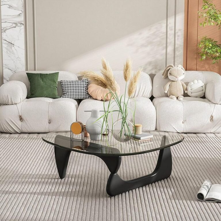 PRITIY Triangle Coffee Table: Modern Elegance for Your Living Room